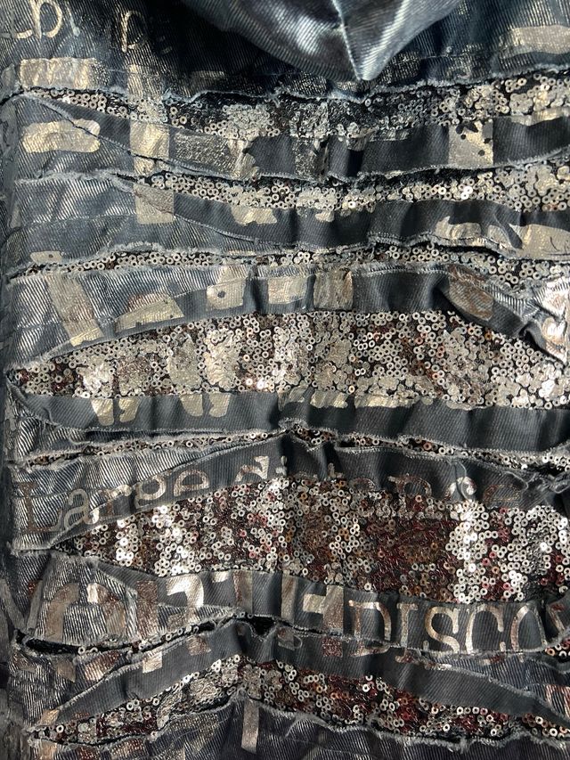 Chaqueta con capucha y cremallera mujer