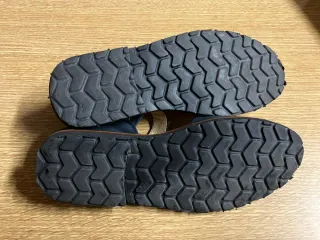 Sandalias de piel azul marino