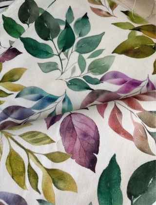 Tela estampada hojas para confección