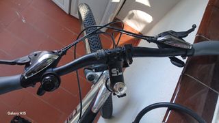 Bicicleta Specialized plateada