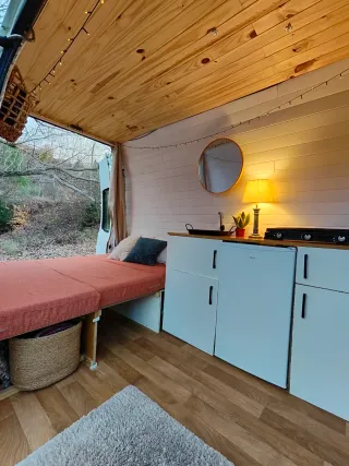 Peugeot Boxer Camperizada, bajada 500€ cada mes.