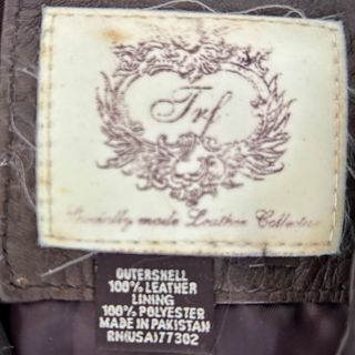 Cazadora de cuero marrón