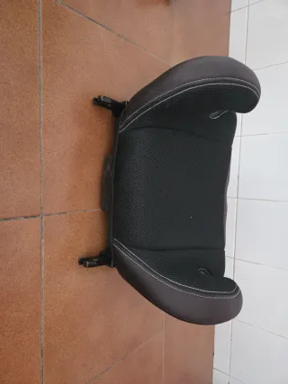 Elevador coche Isofix PLAY