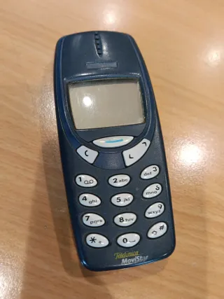 2 Móviles Nokia Antiguos (Negro y Azul)