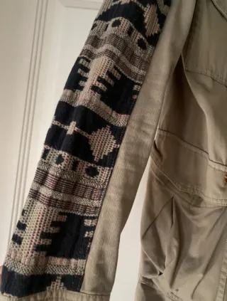 Chaqueta Caqui Estampado Étnico