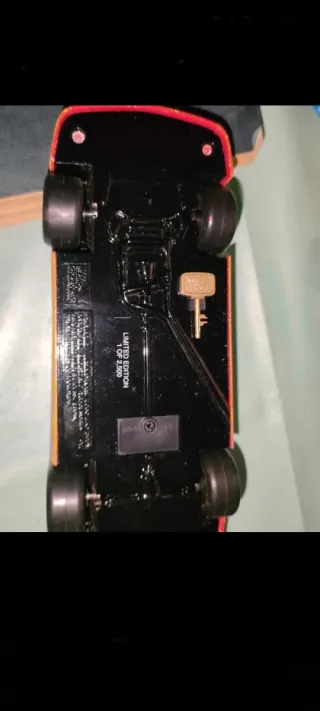 Miniatura mealheiro Nascar.