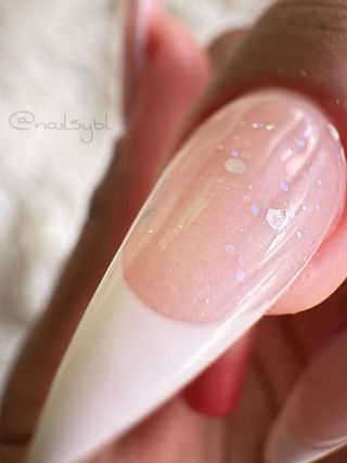 MANICURISTA A DOMICILIO