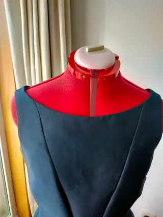 Vestido ceremonia Pedro del Hierro azul oscuro