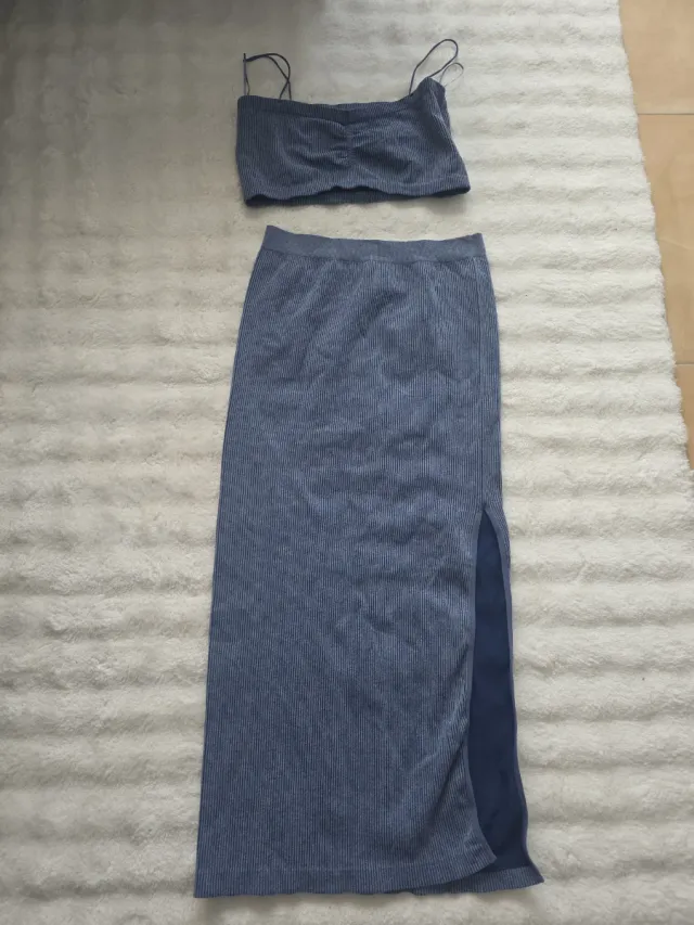 Conjunto top y falda azul NUEVO