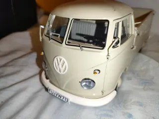 Miniatura Schuco Volkswagen T1 Pritsche esc. 1/18