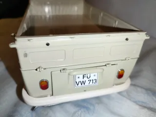 Miniatura Schuco Volkswagen T1 Pritsche esc. 1/18