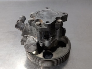 BOMBA DIRECCION CITROEN C4 BERLINA 9647983580