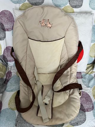 Trona evolutiva marca hauck.