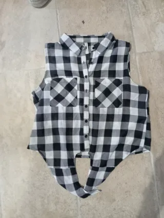 3 camisas de cuadros.