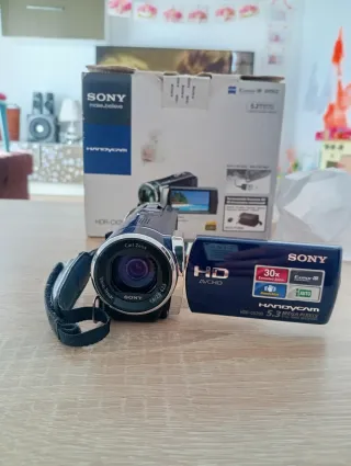 Videocámara Sony HDR-CX200E Azul