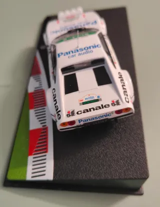 Ferrari 308 escala 1:43