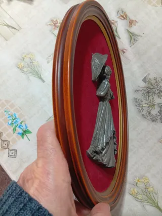 Cuadro Vintage Mujer con Paraguas