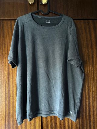 Camiseta deportiva gris Decathlon hombre