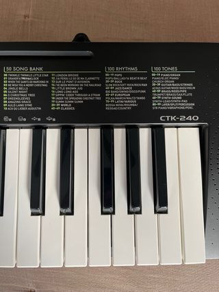 Teclado Casio CTK-240