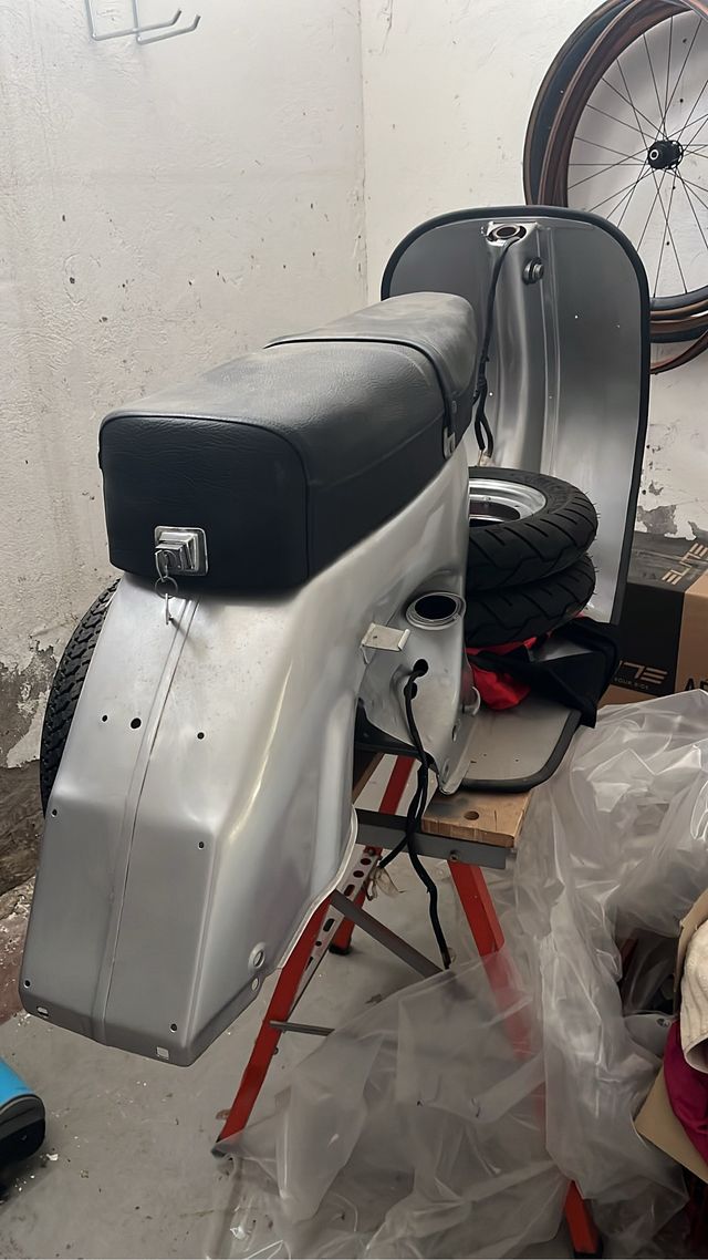 Vespa 200ds
