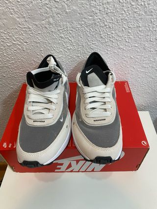 Zapatillas Nike Waffle One Talla 37.5