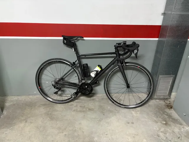 Bicicleta Van Rysel ACR EDR Shimano 105 Negra M