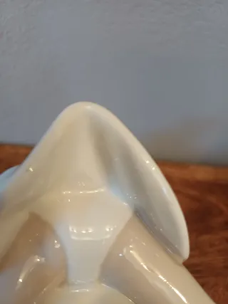 Figura Lladró Niña Escuela Porcelana letra A.