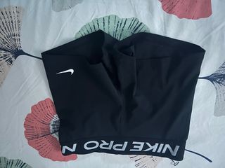Mallas Nike Pro Cortas Negras