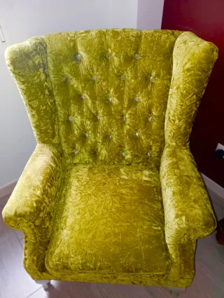 Sillón Vintage Terciopelo Verde Patas Plateadas