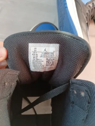 Zapatillas Jordan Botín Azul y Negro