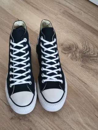Converse con plataforma talla 40 color negro