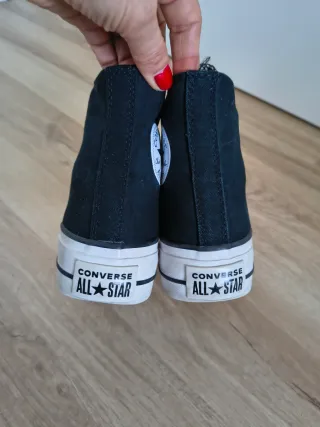 Converse con plataforma talla 40 color negro