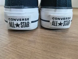 Converse con plataforma talla 40 color negro