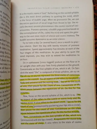 3 libros yoga y ayurveda en inglés*subrayados