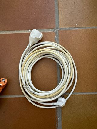 Focos LED Amarillos y Alargador 15m