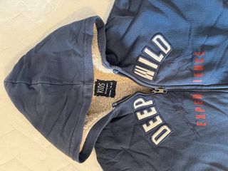 Sudadera con cremallera de niño con capucha