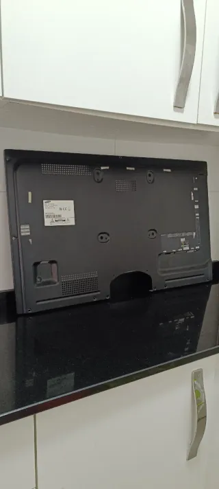 Marco y tapa trasera televisor samsung UE32C6530UW