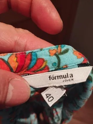 Blusa Formula Joven floral Talla M