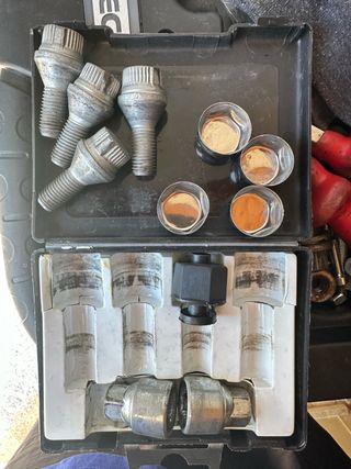 Tornillos Antirrobo BMW M12x1,5