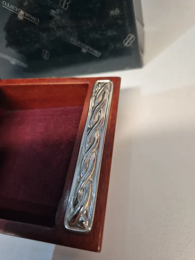 Portaoggetti in legno e argento unoaerre