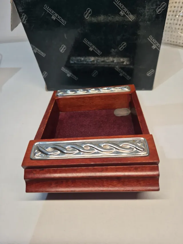 Portaoggetti in legno e argento unoaerre