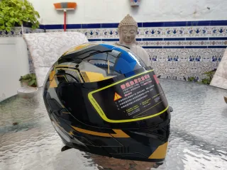 Casco modular negro y amarillo nuevo