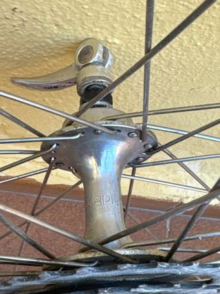 Rueda Trasera Gurpil Rígida