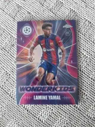 Lamine Yamal 23-24 Topps Chrome Wonderkids RC