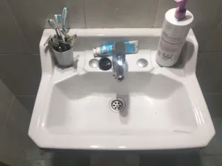 Comparto piso,alquilo 1 habitación,TRANQUILIDAD.