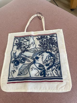 Bolso Zara Seda Bordada Azul Blanco