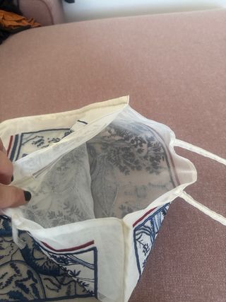 Bolso Zara Seda Bordada Azul Blanco