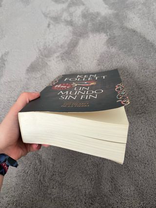 Un mundo sin fin (Saga Los pilares de la Tierra 2)