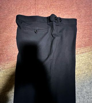 Pantalón negro de vestir