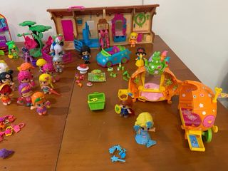 Lote de muñecas y accesorios Pin y Pon